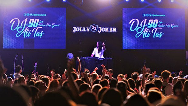 Sezon finalini 90’lar ile yaptı