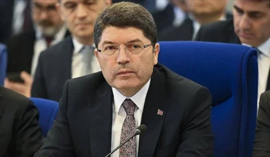 Hukuk mezunlarına yeni iş fırsatı: Noter Yardımcılığı geliyor