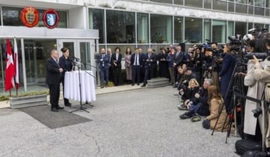 ABD, Danimarka ve Grönland heyetleri Beyaz Saray’da bir ortaya geldi