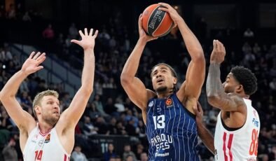 Anadolu Efes, Olympiakos’a kaybetti
