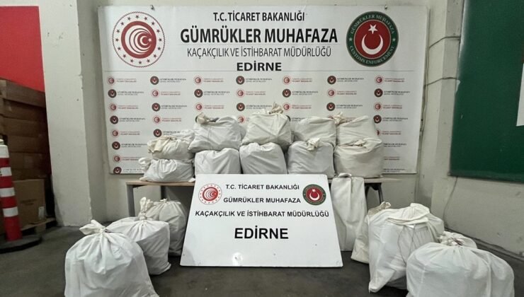 Edirne’de hudut kapısında narkotik operasyonu: 20,8 kilo esrar ele geçirildi