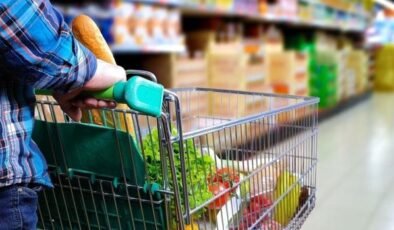 Ekonomik Kriz Ortamında Dikkat Çeken Adım: İzmir’de 11 Zincir Market Güçlerini Birleştirdi