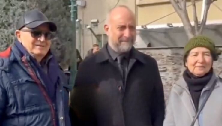 Haldun Dormen’in cenaze merasiminde fotoğraf çektirme kuyruğu