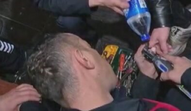 Hatay’da yüzük parmağına sıkıştı, itfaiye yetişti