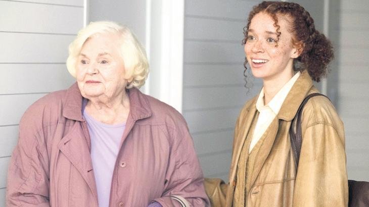 İnsanız, yaşlı değil