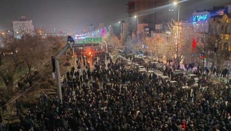 İran’daki olaylarda ölenlerin sayısı 3 bin 919’a çıktı