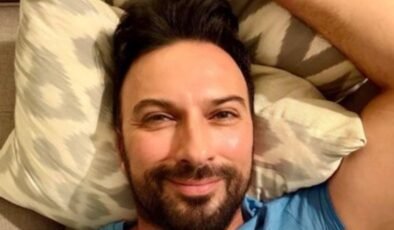 Tarkan’dan konser sonrası dinlenme pozu