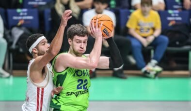 TOFAŞ, Cholet Basket’i devirdi