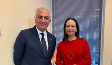 Venezuela muhalefet lideri Machado, Rıza Pehlevi ile görüştü