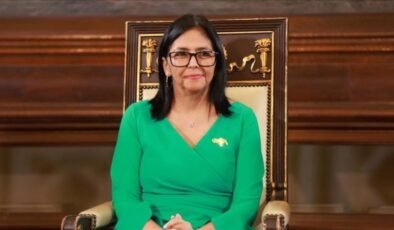 Venezuela, petrol satışından 300 milyon dolarlık gelir elde etti