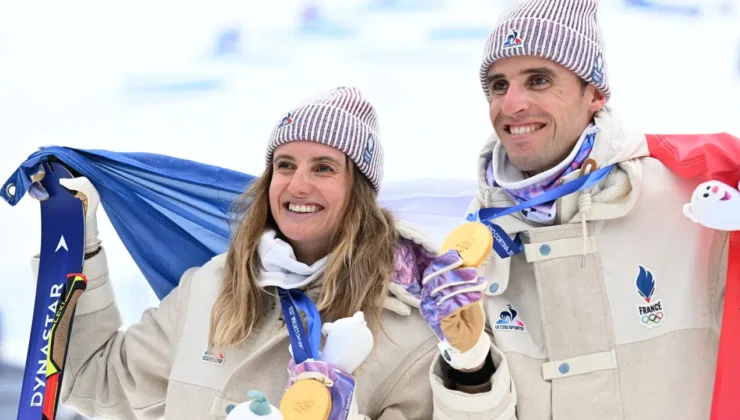 Fransa, dağ kayağı karışık bayrak kategorisinde altın madalya aldı