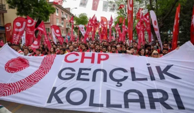 İmamoğlu’nun pankartını asmak suç sayıldı! Gözaltı sonrası CHP Gençlik Kolları'ndan açıklama: 'İktidar yürüyüşümüz durmayacak!'