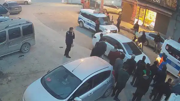 Malatya'da kadına sokak ortasında silah çekti