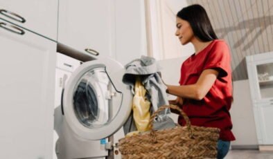 Çamaşır makinesine asla atmamanız gereken 7 şey