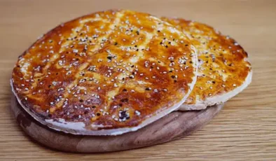 Glutensiz beslenenlere özel: Yumuşacık yumurtalı pide tarifi