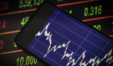 Avrupa borsaları İtalya hariç düşüşle kapandı