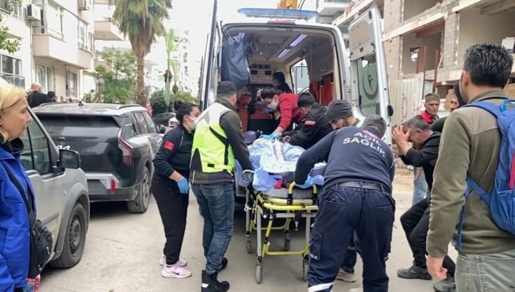 Antalya’da 5 katlı inşaatın çatı katından düşen genç hayatını kaybetti