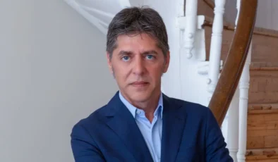 Oyuncu Dolunay Soysert ile birlikte olduğu iddia edilmişti: Aydın Erdem'den aldatma iddialarına yanıt