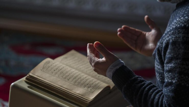 BERAT KANDİLİ DUALARI (Diyanet açıklamaları) || Berat Kandili’nde okunacak dualar ve sureler nelerdir? Berat Kandili nasıl dua edilir?