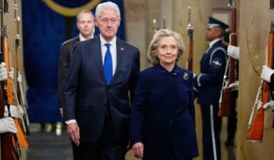 Bill Clinton ve Hillary Clinton Epstein soruşturmasında tabir verecek