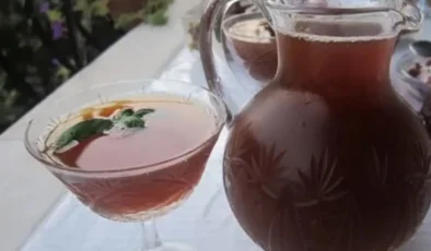 Osmanlı’dan günümüze serinletici lezzet: Demirhindi şerbeti tarifi