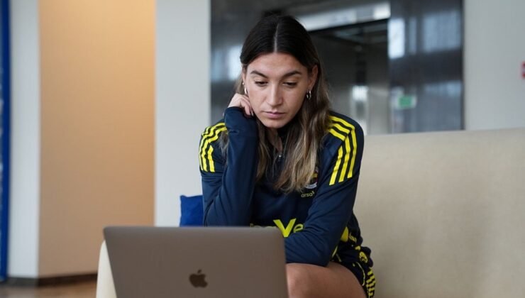 Ece Türkoğlu, AA’nın “Yılın Kareleri” oylamasına katıldı