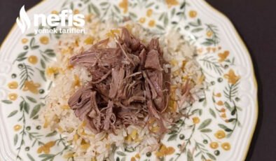 Fırında Lokum Gibi Kuzu Tandır Ve Arpa Şehriyeli Pilav