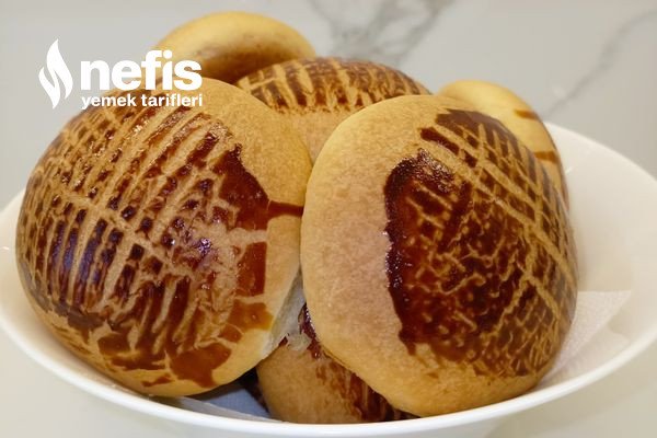 Günlerce Bayatlamayan Karaköy Poğaçası