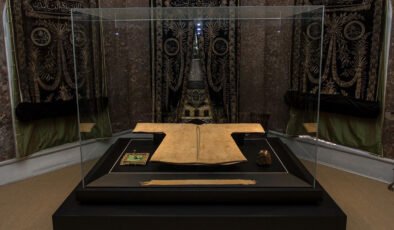 Hazreti Muhammed'in Hırka-i Şerif'i 20 Şubat'ta ziyarete açılacak