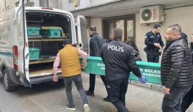 Manisa’da eşini uykusunda boğazını bıçakla kesip, öldürdü