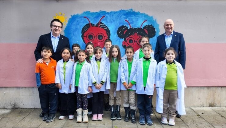 Mediamarkt zelzele bölgesine olan dayanağını sürdürüyor