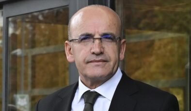 Mehmet Şimşek: Kayıt dışı iktisatla gayrette değerli aralık katettik