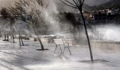 Nils Fırtınası İspanya ve Portekiz'i vurdu! Kırmızı alarma geçtiler