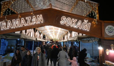 İFTAR VAKTİ: İftar saat kaçta yapılacak? İstanbul, Ankara, İzmir oruç saat kaçta açılıyor?