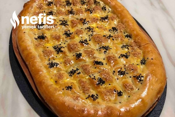 Ramazan Pidesi (Mis Gibi Kokusu Eve Yayılan)