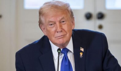 ABD Başkanı Trump tarife oranını yüzde 15'e çıkardı