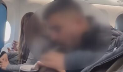 Uçakta sigara içip paylaşan fenomen kara listeye alındı