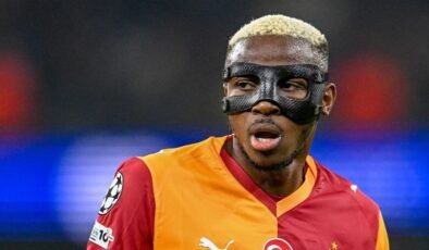 Victor Osimhen, Virgil Van Dijk ile ortasında geçen sohbeti anlattı