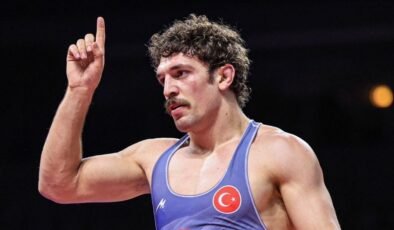 Yüksel Sarıçiçek, Zagreb Açık’ta altın madalya kazandı