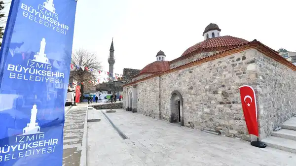 İzmir Büyükşehir Belediyesi kamulaştırdı, Vakıflar el koydu!