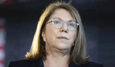 Avustralya Hürmüz Boğazı’na savaş gemisi göndermeyecek