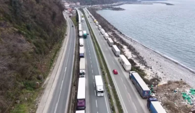 Sarp Sınır Kapısı'nda bayramda yoğunluk