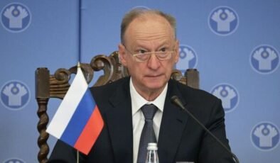 Patruşev: Rus ticaret gemilerine savaş gemileri refakat edebilir