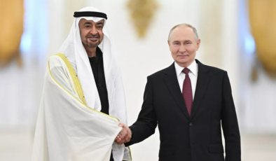 Putin ve BAE Başkanı Nahyan, İran etrafındaki durum ile ilgili görüş alışverişinde bulundu