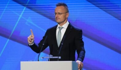 Macaristan’dan AB’ye 'Rus petrolü' çıkışı: 'Zelenkiy’in borusunu çalmayı bırakın'