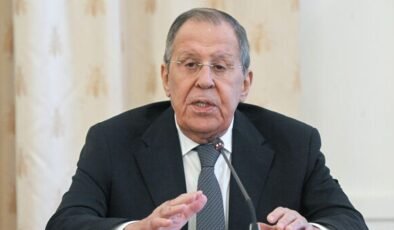 Lavrov: ABD ve İsrail, Körfez ülkelerini İran'a karşı kışkırtmaya çalışıyor