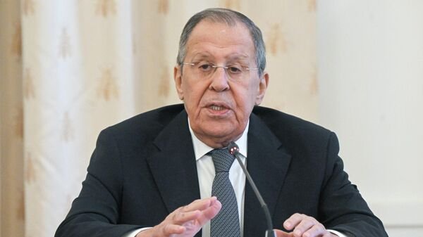 Lavrov: ABD ve İsrail, Körfez ülkelerini İran'a karşı kışkırtmaya çalışıyor