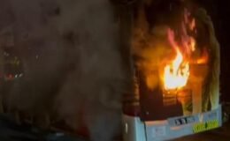 15 Temmuz Şehitler Köprüsü'nde seyir halindeki metrobüs alev alev yandı