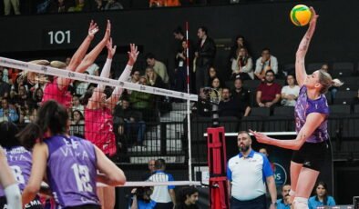 Eczacıbaşı taraftarı önünde büyük avantaj kaptı!