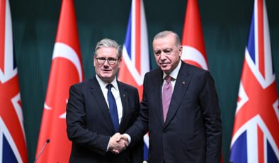 Cumhurbaşkanı Erdoğan, Starmer ile görüştü